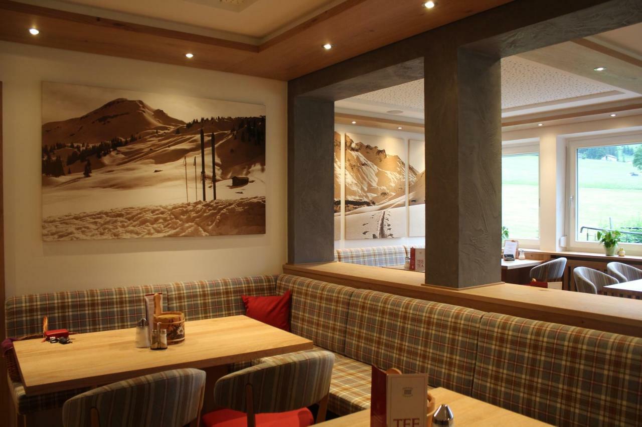 Hotel Garni Laerchenhof Lech am Arlberg Exterior photo